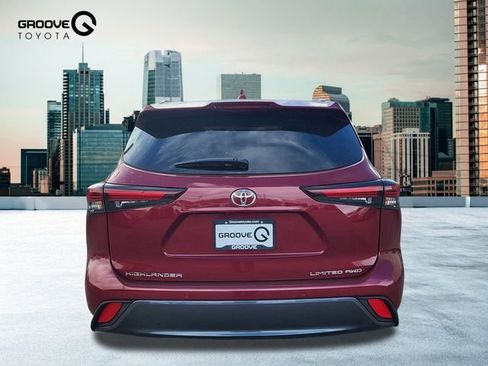 New 2026 Toyota Highlander Limited image 4