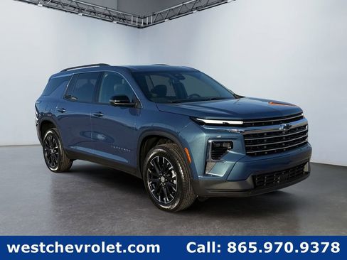 New 2026 Chevrolet Traverse LT w/ Sun and Wheel Package image 1