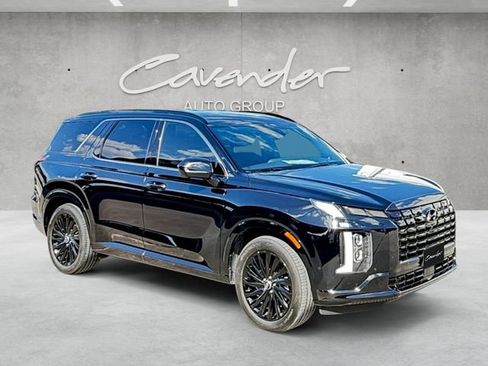 Used 2025 Hyundai Palisade Calligraphy AWD/4WD image 2