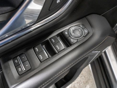 Used 2023 Chevrolet Tahoe Premier image 14