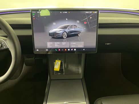Used 2025 Tesla Model 3 Long Range image 16