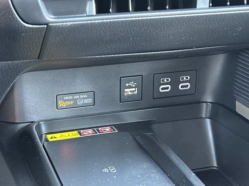 Used 2026 Toyota Camry SE FWD image 37