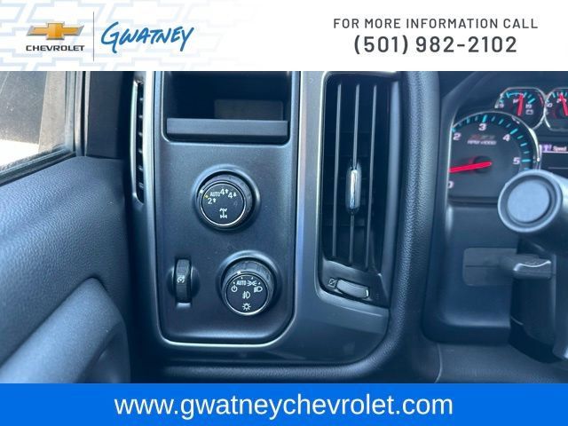 Used 2018 Chevrolet Silverado 1500 LT w/ Texas Edition AWD/4WD image 19