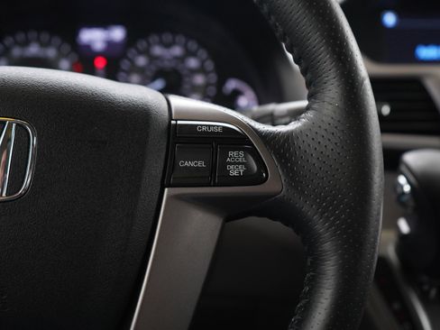 Used 2016 Honda Odyssey EX-L image 32