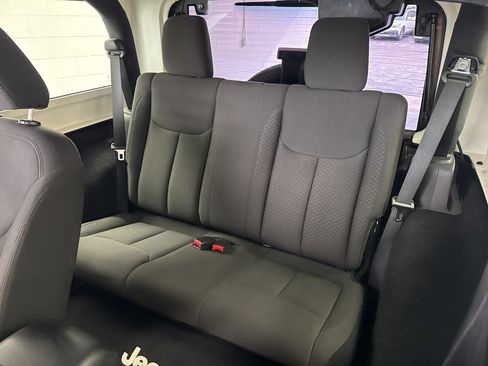 Used 2015 Jeep Wrangler Sport w/ Quick Order Package 24S image 16