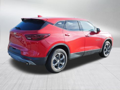 Used 2023 Chevrolet Blazer LT image 7