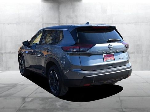 Certified 2024 Nissan Rogue SV image 7