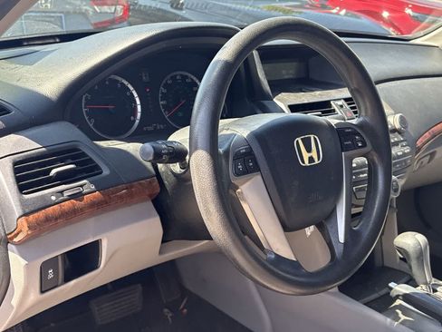 Used 2012 Honda Accord EX image 2