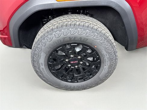 New 2026 GMC Canyon Elevation w/ Convenience Package image 24