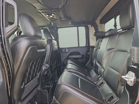 Used 2023 Jeep Gladiator Mojave w/ Cold Weather Group image 16