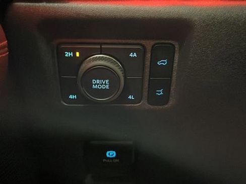 Used 2025 Ford Expedition Max King Ranch AWD/4WD image 34