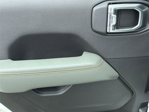 New 2026 Jeep Gladiator Mojave image 21