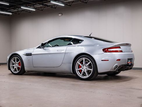 Used 2007 Aston Martin V8 Vantage Coupe RWD image 3