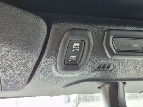 Used 2022 Jeep Wrangler Unlimited Sahara w/ Cold Weather Group AWD/4WD image 20