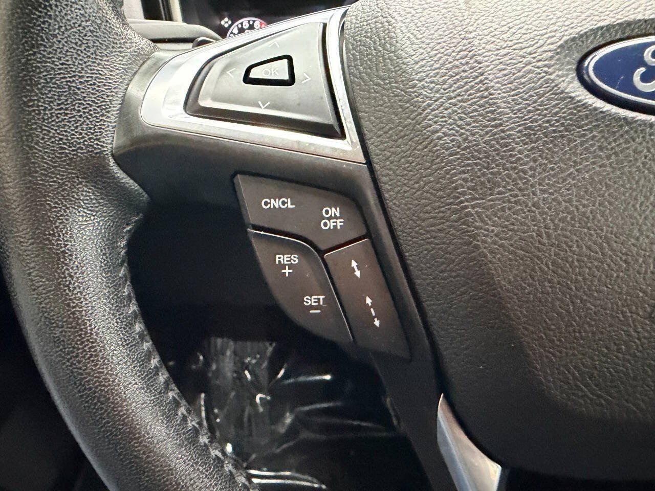 Used 2019 Ford Fusion Titanium AWD/4WD image 23