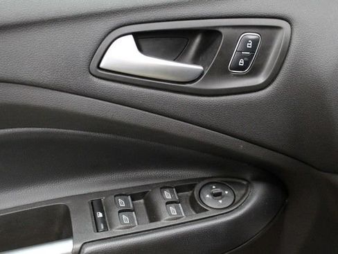Used 2019 Ford Escape SEL FWD image 16