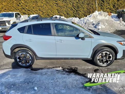 Used 2022 Subaru Crosstrek 2.0i Premium image 8