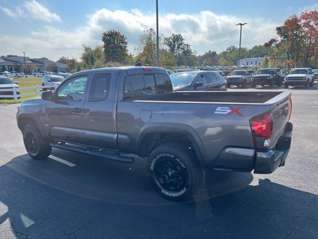 Used 2020 Toyota Tacoma SR w/ SX Package AWD/4WD image 5
