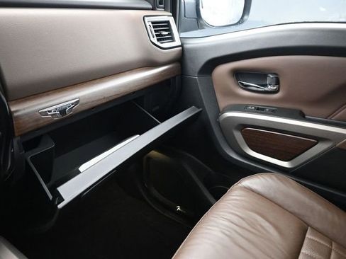 Used 2024 Nissan Titan Platinum Reserve w/ Moonroof Package image 33