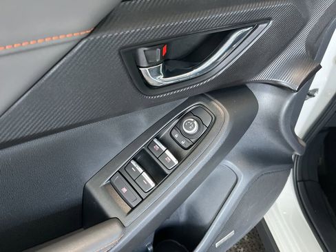 Used 2024 Subaru Crosstrek 2.5i Limited image 5