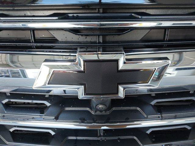 New 2027 Chevrolet Traverse LT w/ Driver Confidence Package FWD image 32