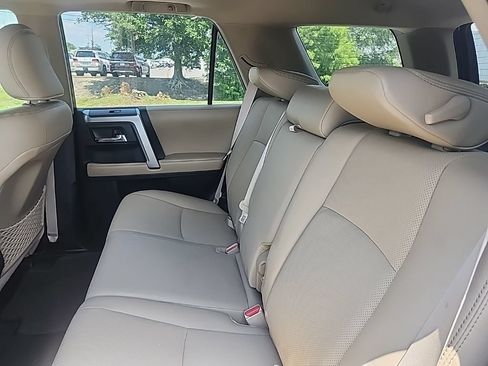 Used 2016 Toyota 4Runner Limited RWD image 12