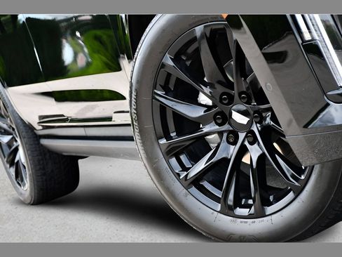 Certified 2024 Cadillac Escalade Sport w/ LPO, ONYX Package AWD/4WD image 11