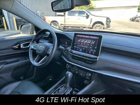 Certified 2022 Jeep Compass Trailhawk w/ Trailhawk Elite Group AWD/4WD image 41