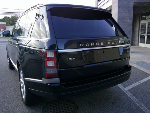 Used 2014 Land Rover Range Rover HSE AWD/4WD image 18