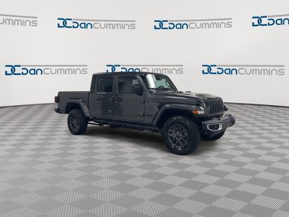 New 2026 Jeep Gladiator Sport