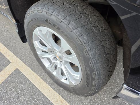 Used 2023 Chevrolet Silverado 1500 LTZ w/ LTZ Convenience Package II image 4