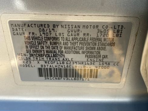 Used 2020 Nissan Versa SR image 31