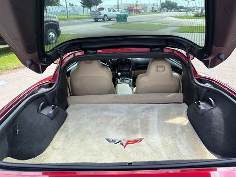 Used 2012 Chevrolet Corvette Grand Sport w/ 3LT Preferred Equipment Group RWD image 18
