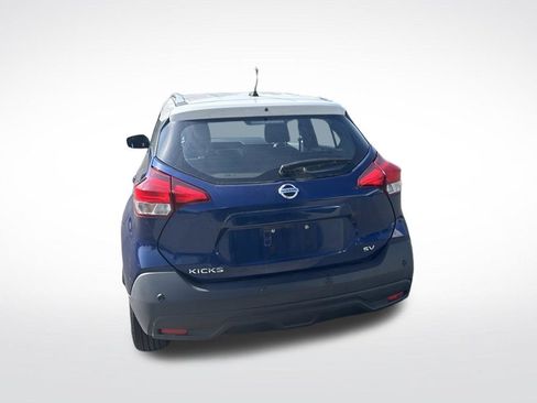 Used 2020 Nissan Kicks SV FWD image 6