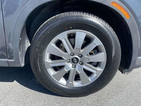 Used 2024 Hyundai Palisade SEL FWD image 7