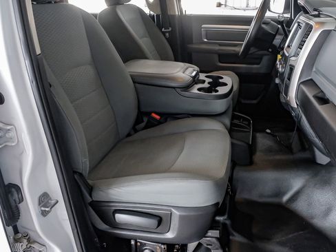 Used 2017 RAM 2500 SLT image 30