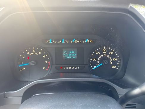 Used 2015 Ford F150 XL w/ XL Power Equipment Group RWD image 9