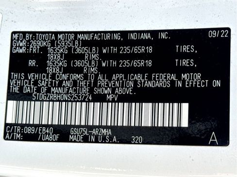 Used 2022 Toyota Highlander XLE AWD/4WD image 26