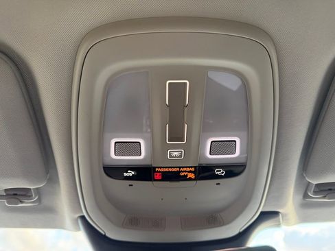 Used 2023 Volvo S90 B6 Ultimate image 21