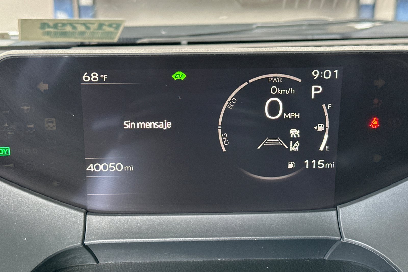 Used 2024 Toyota Prius Limited w/ Limited Premium Package FWD image 34