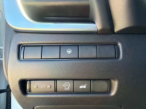 New 2026 Nissan Rogue SV AWD/4WD image 33