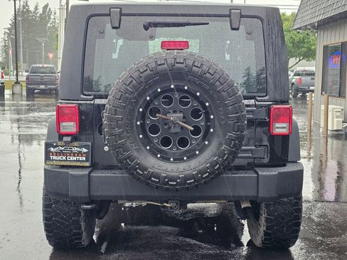 Used 2012 Jeep Wrangler Sport AWD/4WD image 4