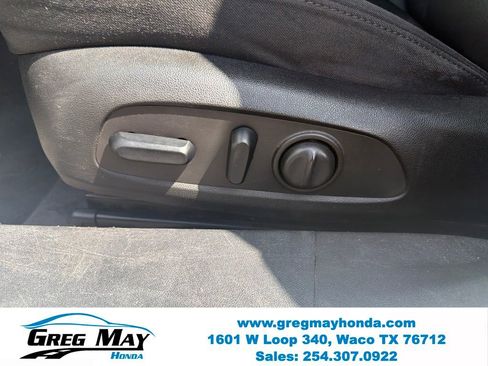 Used 2018 Chevrolet Malibu LT w/ Sport Package FWD image 18