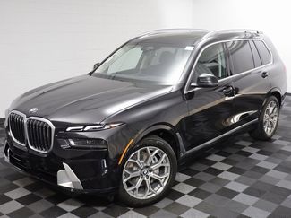 New 2026 BMW X7 xDrive40i w/ Premium Package video 2