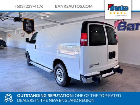 Used 2024 GMC Savana 2500 w/ Driver Convenience Package image 6