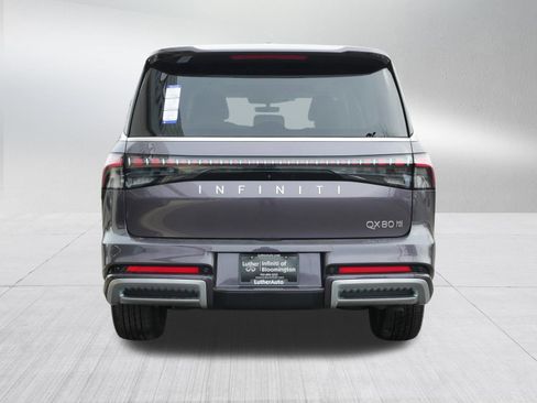 Certified 2025 INFINITI QX80 Luxe image 6