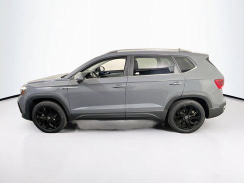 Used 2023 Volkswagen Taos SE image 8