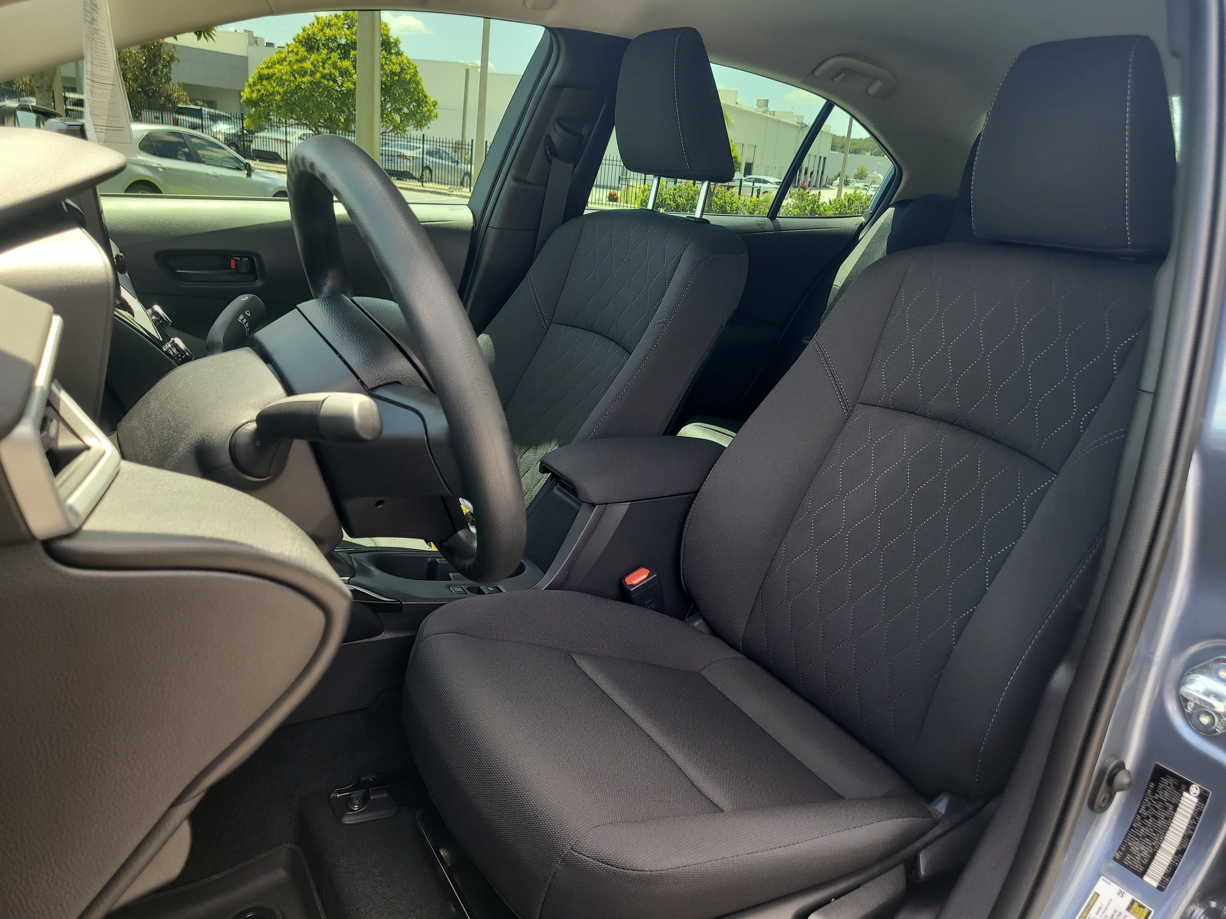 Used 2026 Toyota Corolla LE w/ LE Premium Package FWD image 19