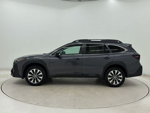 Used 2024 Subaru Outback Limited AWD/4WD image 2