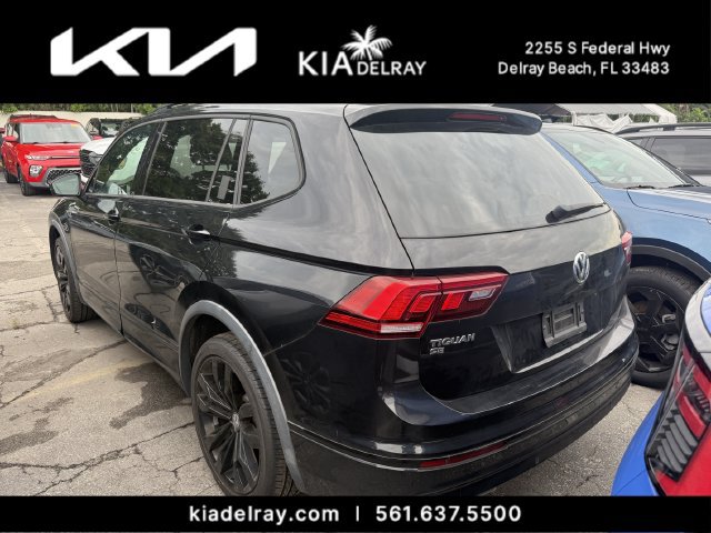 Used 2021 Volkswagen Tiguan SE R-Line FWD image 3